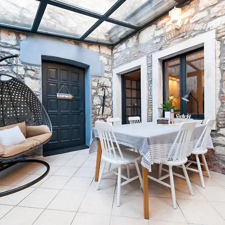 Atrium Town House * Rovigno